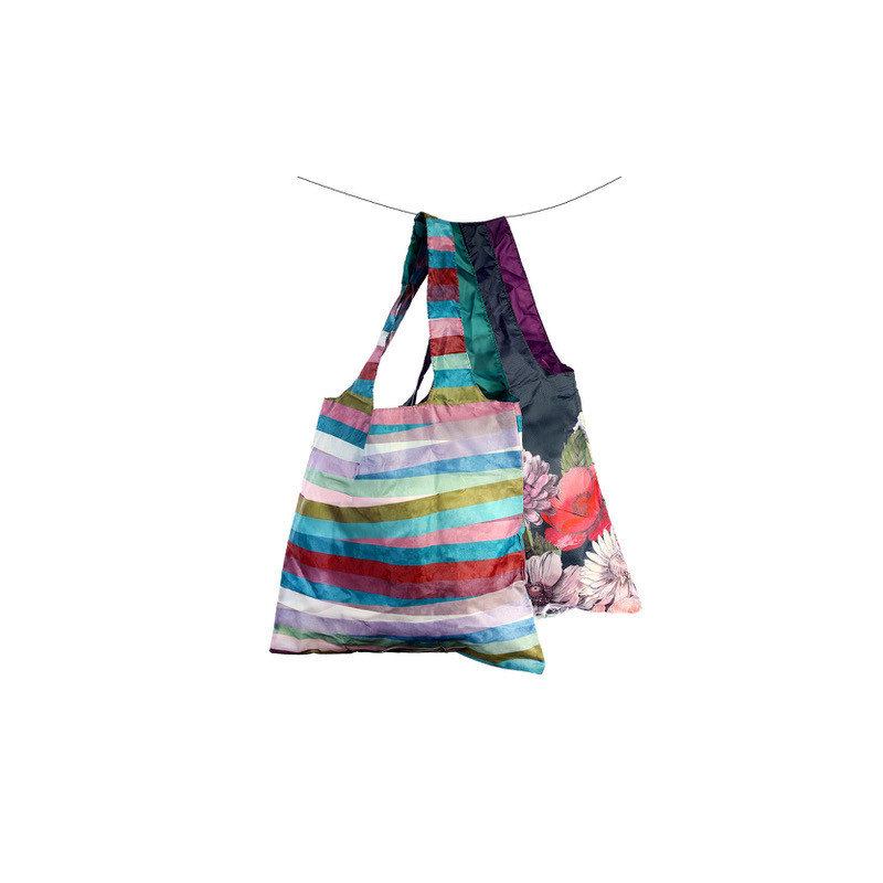 Bolsa reutilizable Artebene con rayas multicolor, que combina suaves tonos pastel
