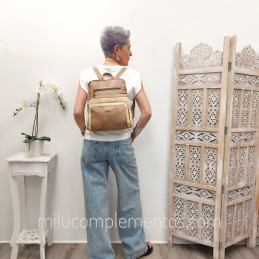 Mochila Ventis color taupe floral de señora