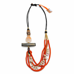 Collar Largo Tribal Tantrend Naranja con conchas