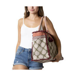 Bolso de Playa Tantrend – Verde Caqui y Arabescos de chica