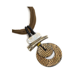 Collar tamaño medio Tantrend Animal Print, Nácar y Asta