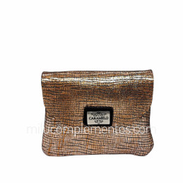 Monedero Piel Caramelo Brisa Cobre Solapa con relieve