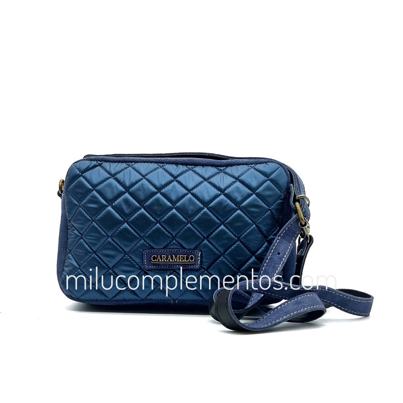 Bolso Caramelo color azul otoño invierno 2024 2025