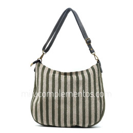 Bolso Caramelo color verde otoño invierno 2024 2025