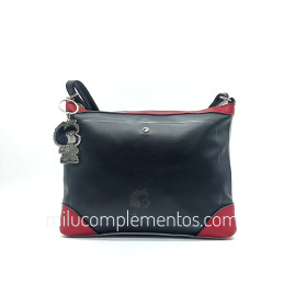 Bolso Mafalda color negro otoño invierno 2024 2025