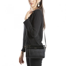 Bolso Tantrend color negro nueva temporada 2024 2025