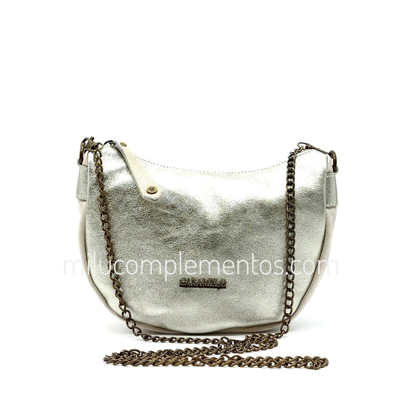 Bolso Caramelo color bronce otoño invierno 2024 2025