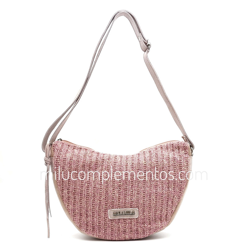 Bolso Caramelo color rosa otoño invierno 2024 2025