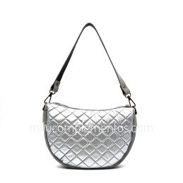 Bolso Caramelo color plata nueva colección 2024 2025