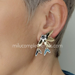 Pendientes metacrilato MEDIA FLOR ORO-PLATA efecto espejo nuevos