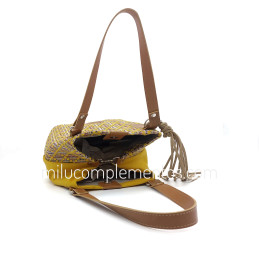 Bolso Caramelo color amarillo de mujer de la colección Logan abierto