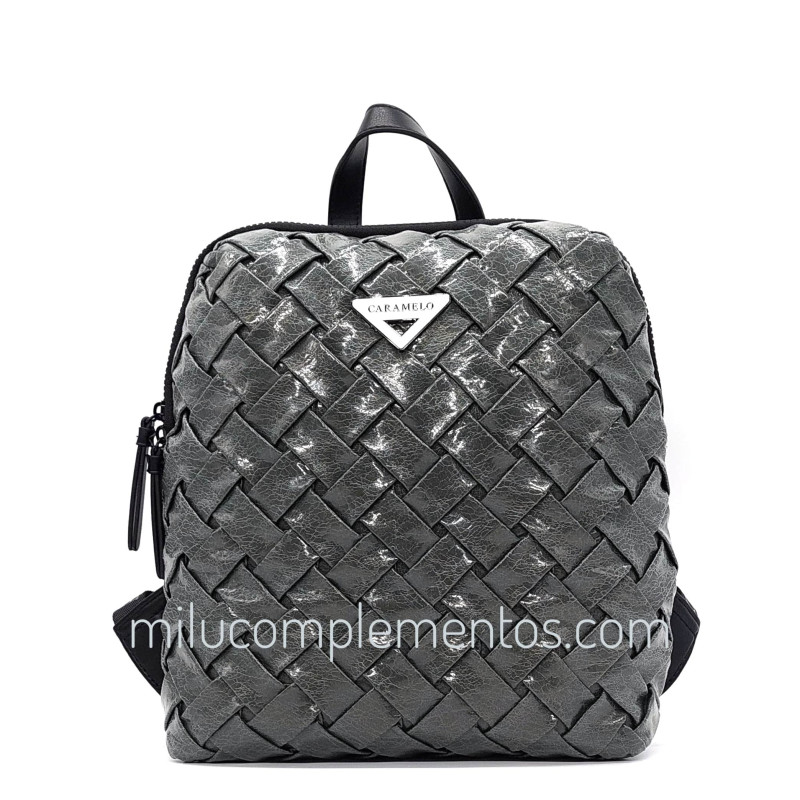 Mochila Caramelo trenzada color gris de mujer colección Lidia