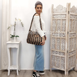 Bolso bandolera Simosastre color negro de mujer de la colección Agatta primavera verano