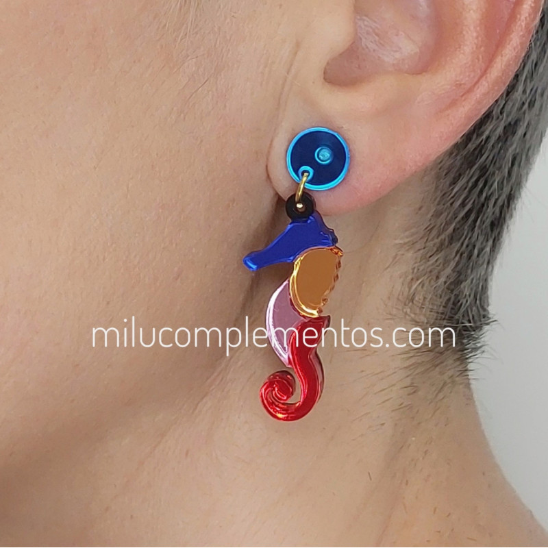 Pendientes metacrilato CABALLITO DE MAR CORAL efecto espejo