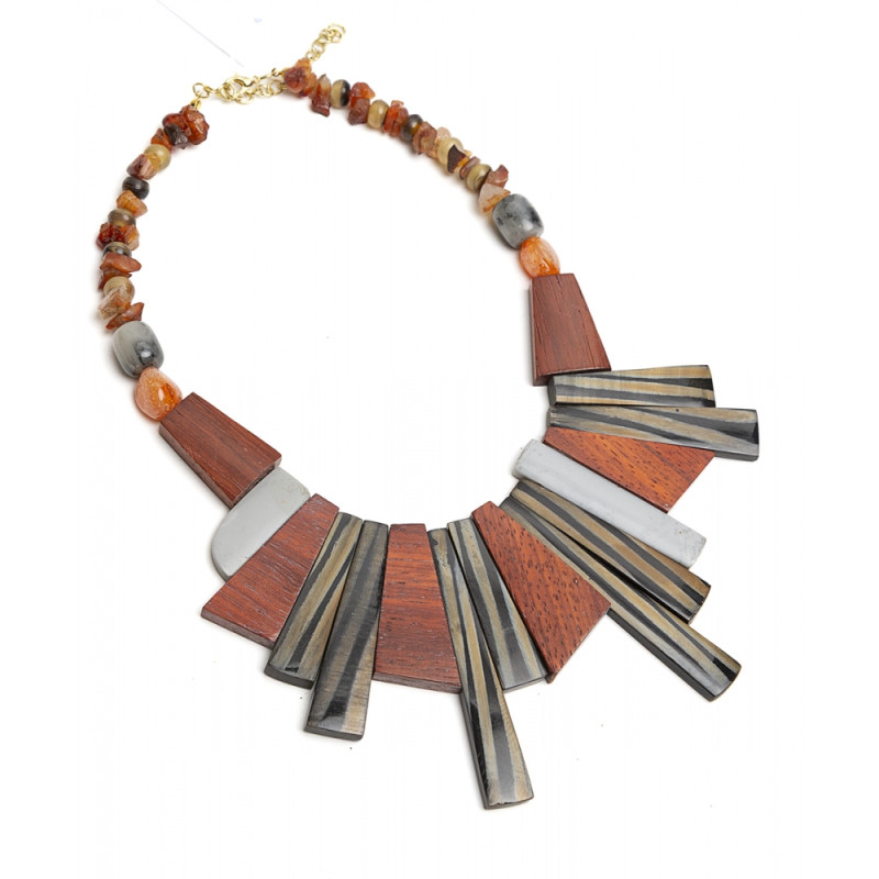 Collar corto Tantrend multitierras otoño invierno 2025 2026