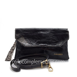 Bolso bandolera Caramelo negro de piel con correa larga