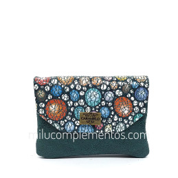 Monedero Caramelo color petroleo de piel con solapa, de mujer de la colección Piel print topos nueva temporada
